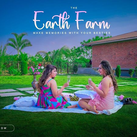 The Earth Farm Villa Nashik Buitenkant foto